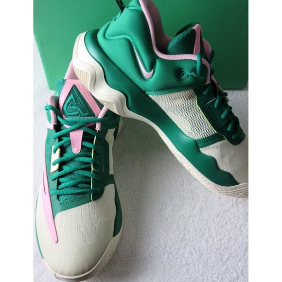 Nike Men's Giannis Immortality 3 Basketball Shoes Malachite Green Pink Sizes NIB - Picture 4 of 5